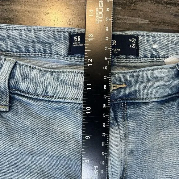 Hollister Curvy High-Rise Mom Jean 15R or 32x27 Light Wash Capri Stone Wash - Picture 11 of 15